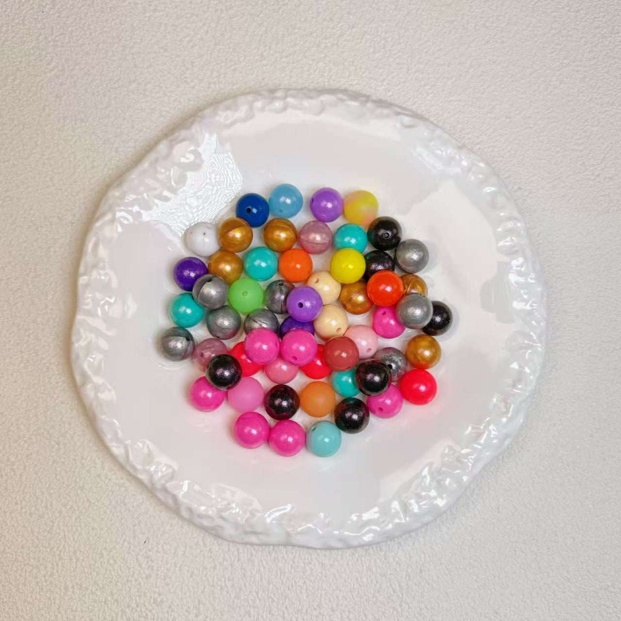 [I1]Silicon beads, spacers, round beads