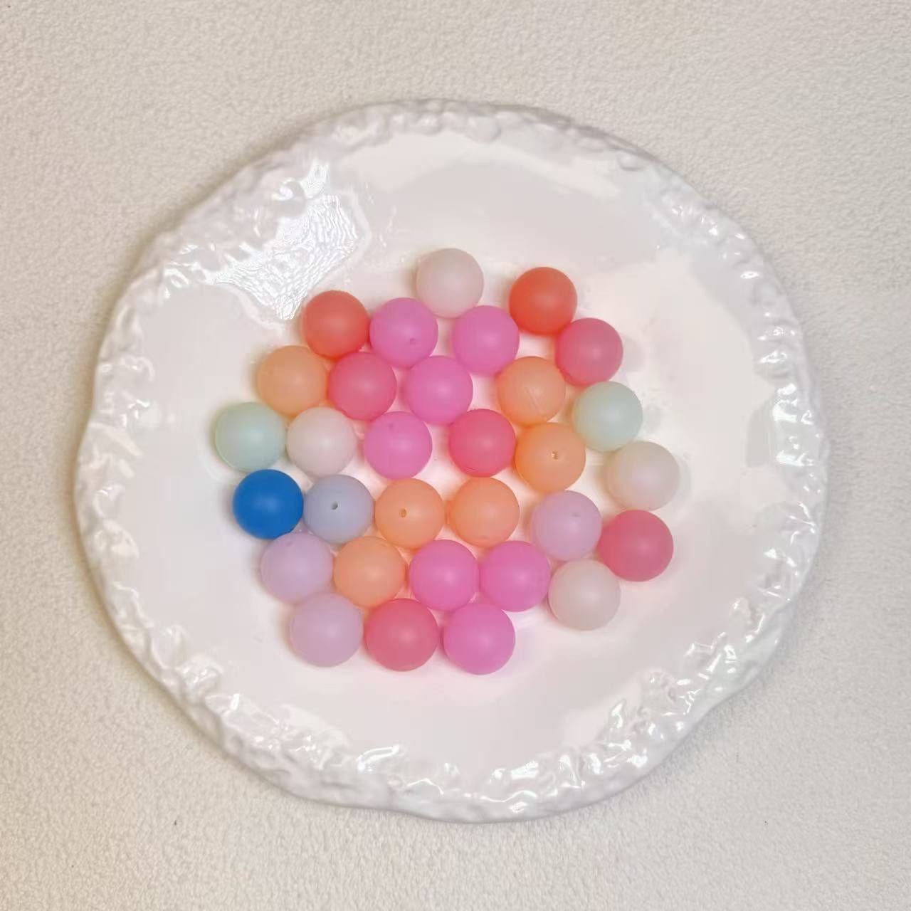 [I1]Silicon beads, spacers, round beads